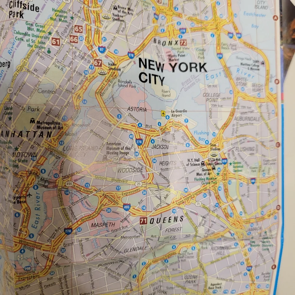 New York Travel Guide Book ~ Robert Fischer ~ Tourist Info ~ Photos ~ GUC